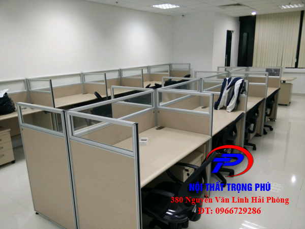 Bàn làm việc văn phòng  1m2 BVG12