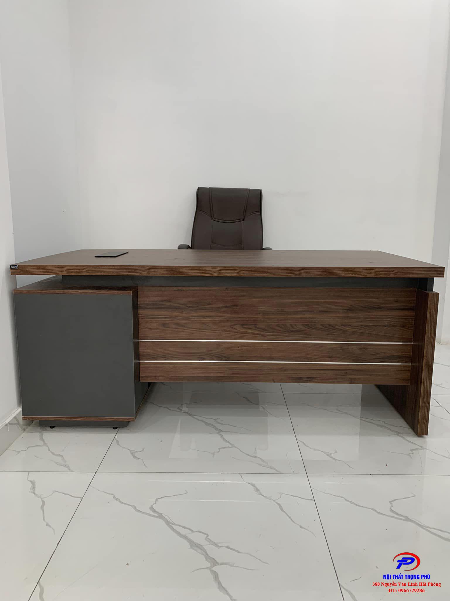 Bàn giám đốc LUX2018V3