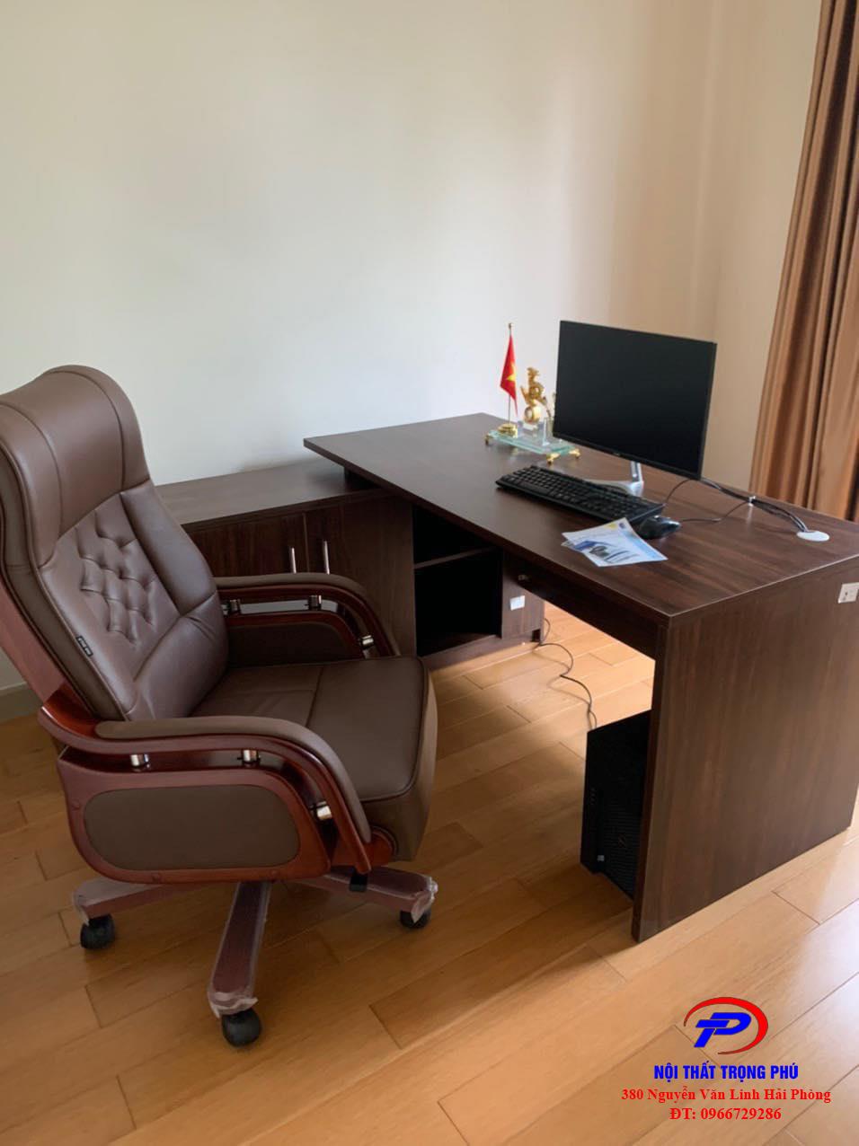 Ghế lãnh đạo TQ09