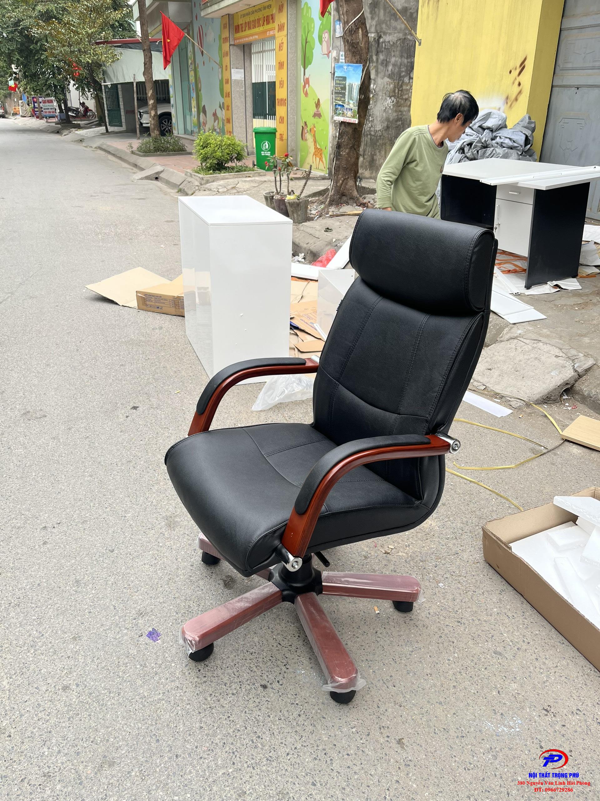 Ghế Lãnh Đạo TQ33