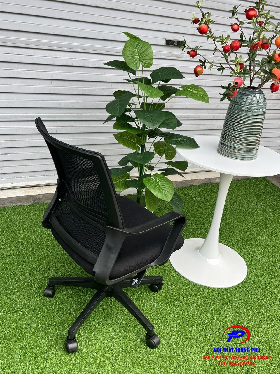 Ghế xoay lưới TPGL119 - B017 chân nhựa