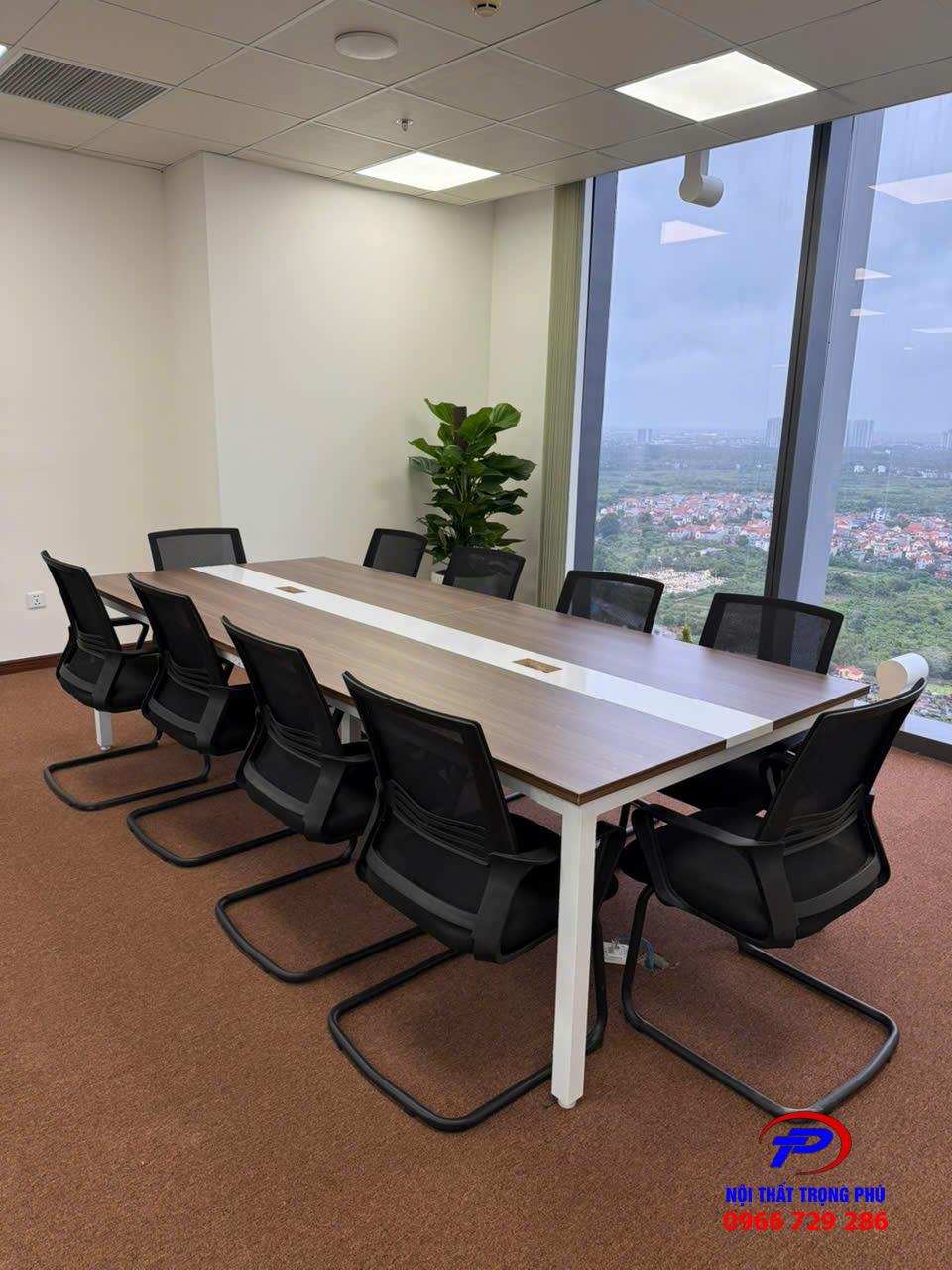 Bàn họp 1.2x2.4m BH2412-CH5 – Chân sắt hộp 50x50, mặt melamine 25mm