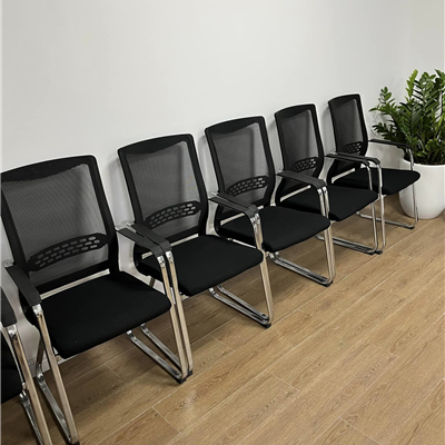 Ghế quỳ lưới GQ151