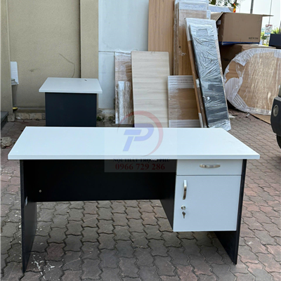 Bàn làm việc văn phòng gỗ công nghiệp hộc treo màu ghi chì 140x70x75cm