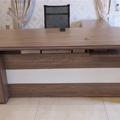 Bàn lãnh đạo - Bàn giám đốc GD28