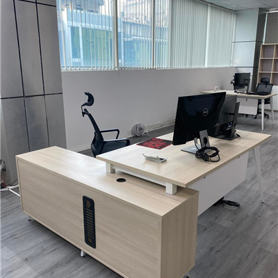 Bàn lãnh đạo - Bàn giám đốc GD17