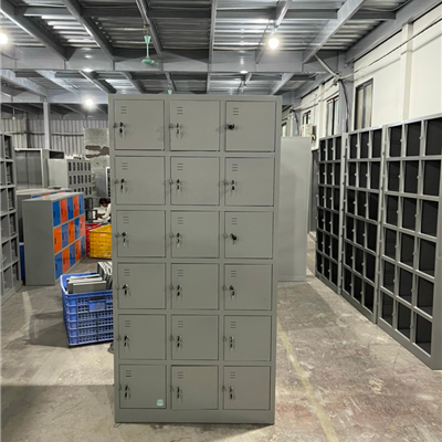 Tủ locker cá nhân 18  ngăn TS986-3K