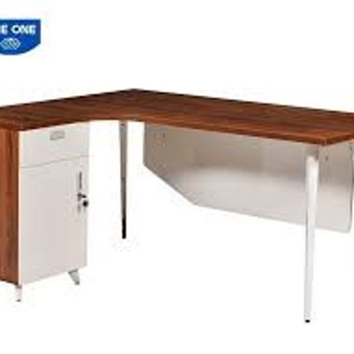 Bàn làm việc cao cấp Luxury LUXL16HLC10M6