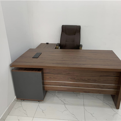 Bàn giám đốc LUX2018V3