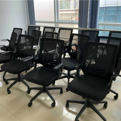 Ghế Văn Phòng Tay Gập Chân Xoay TPGX680- màu đen