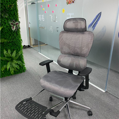 Ghế công thái học có gác chân TPK80G
